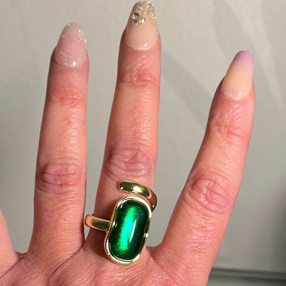 The Emerald Queen Ring in yellow gold plated 925 silver adjustable - Picture 9 of 11